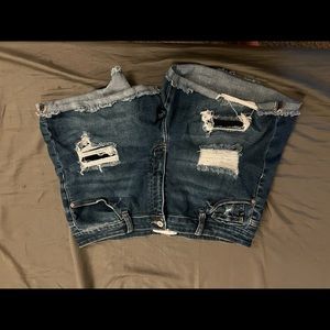 Kancan Jean shorts. Size 32 super cute for summer